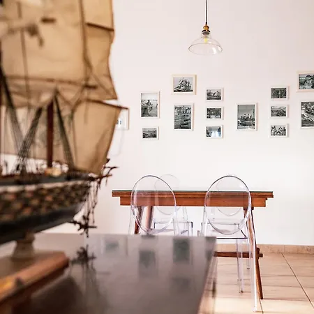 Admiral's Guest house *