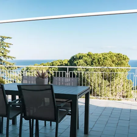 Admiral's Guest house *
